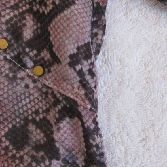 DAYTRIP Top Size Small Animal Print Semi Sheer Button Down Blouse - Picture 10 of 13